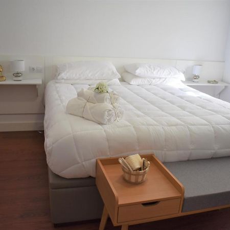 Apartamentos R66 กาเซเรส ภายนอก รูปภาพ