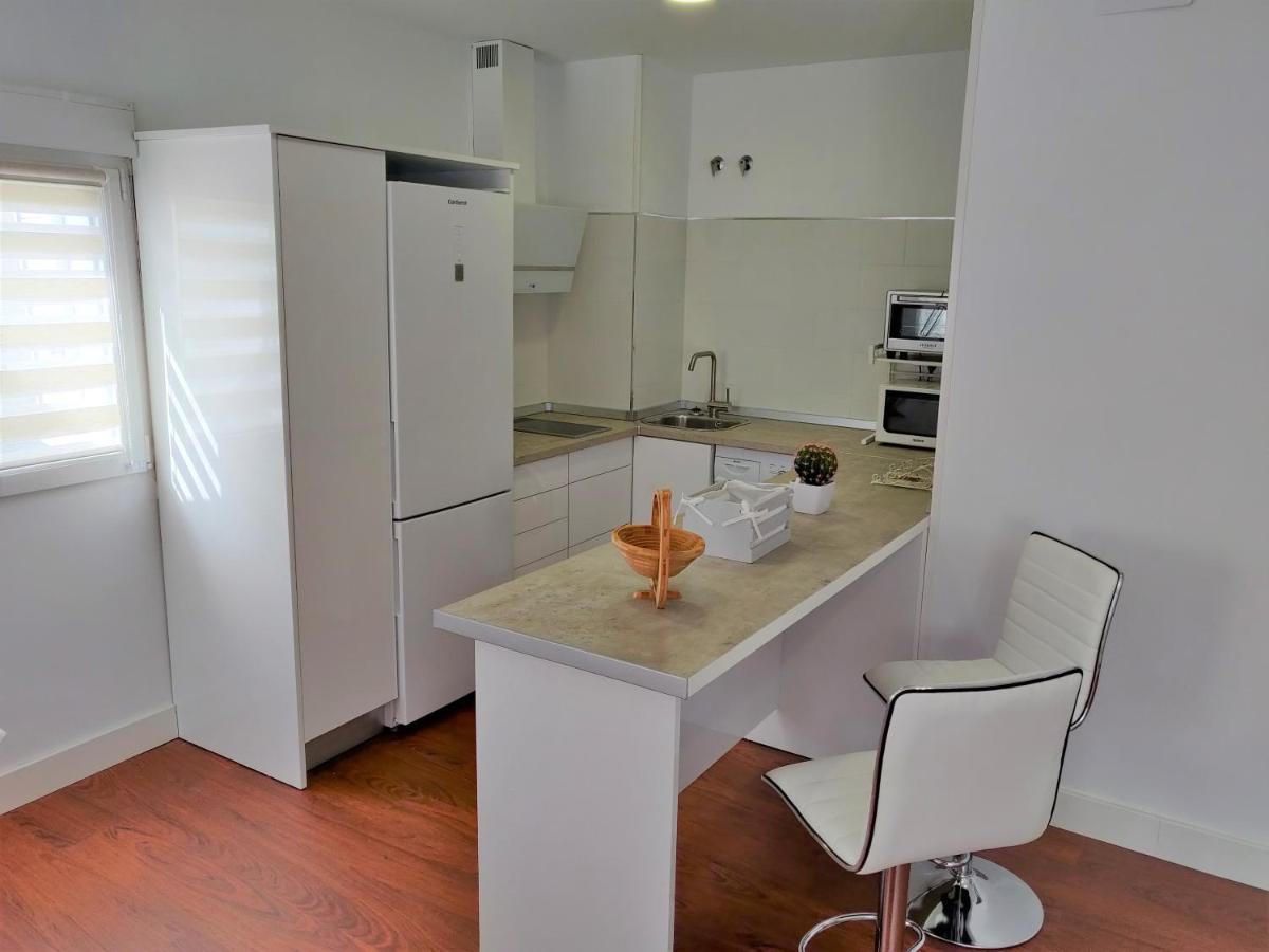 Apartamentos R66 กาเซเรส ภายนอก รูปภาพ