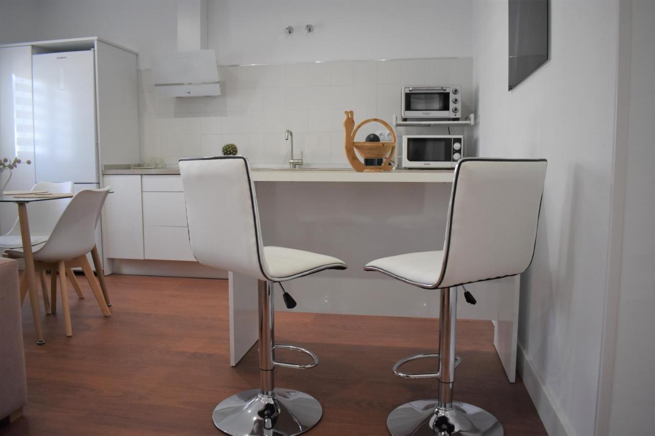 Apartamentos R66 กาเซเรส ภายนอก รูปภาพ